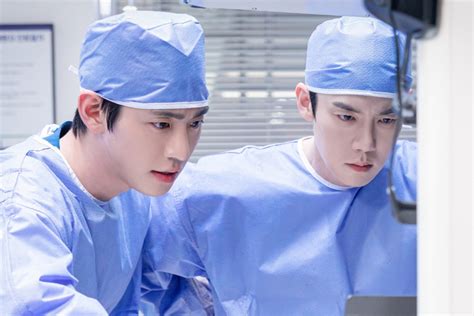 ahn eun-jin|yoo yeon seok.